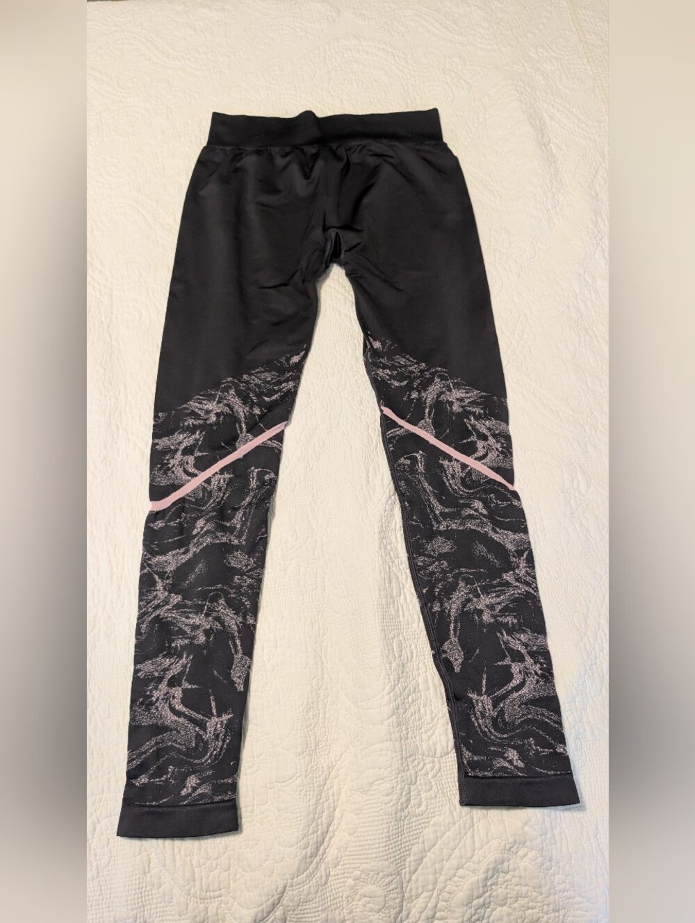 Fabletics Seamless Marbled Leggings Black Pink Size L